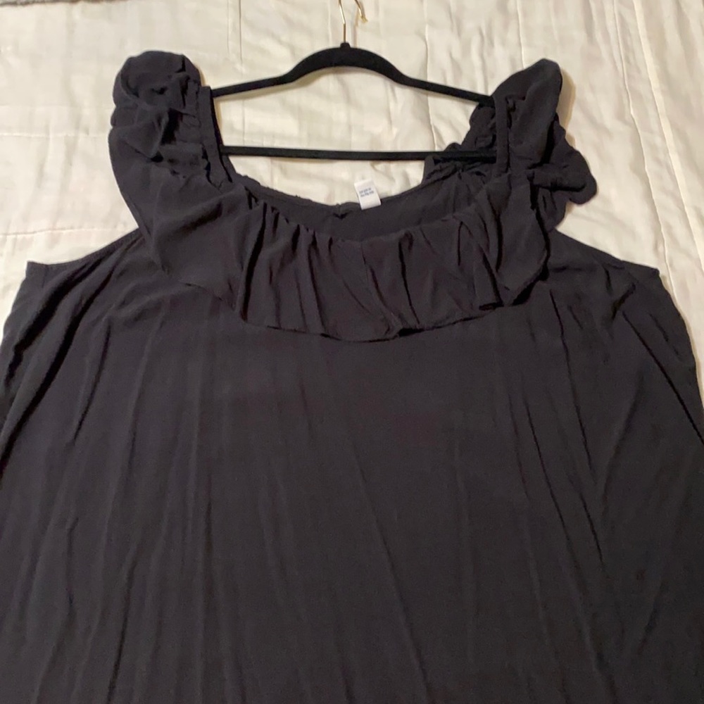 Old Navy top